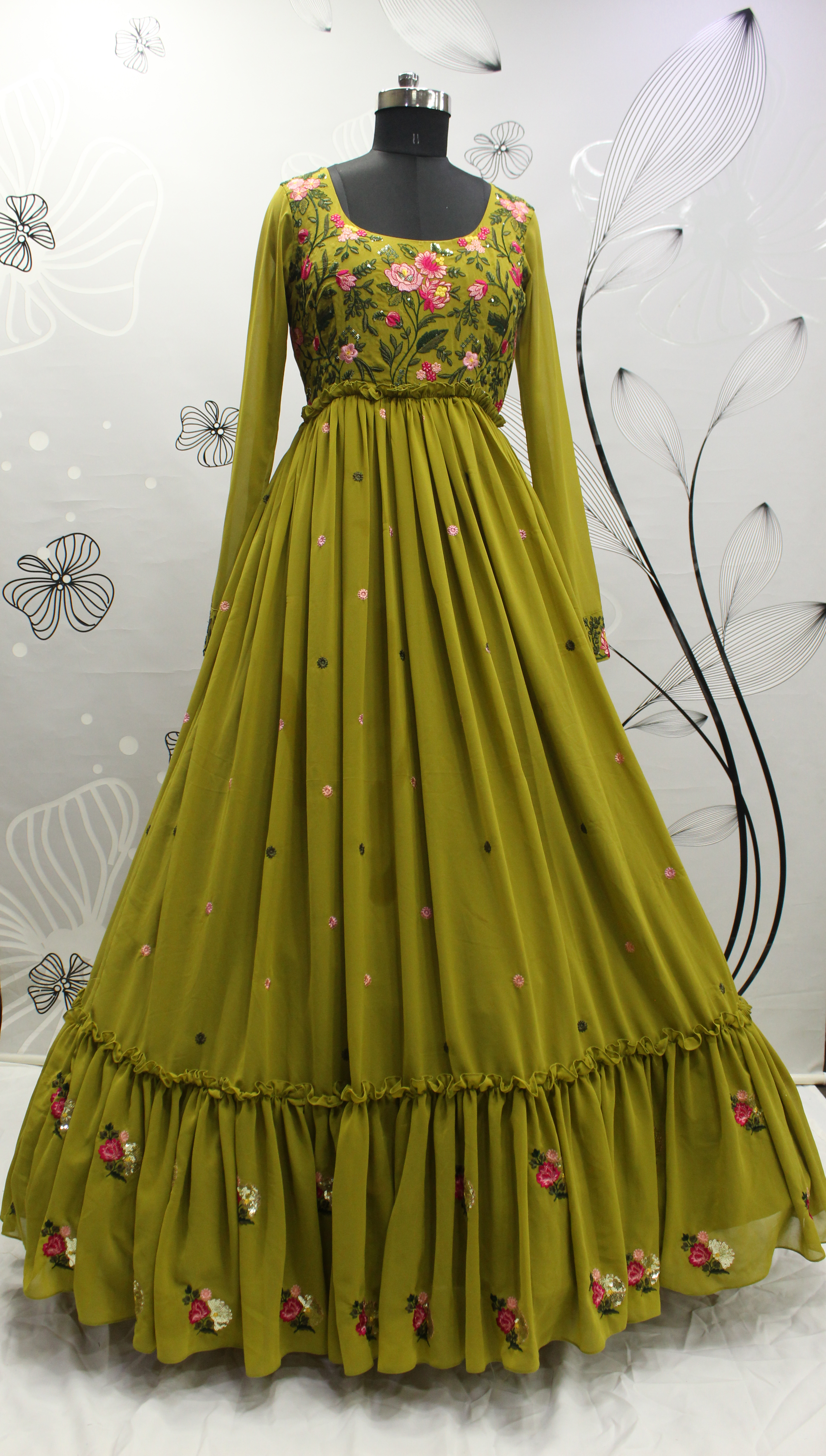 Outstanding Green Georgette Wedding Gown